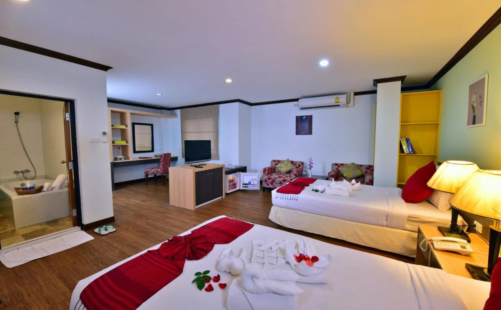 Hotel Zayar Htet San
