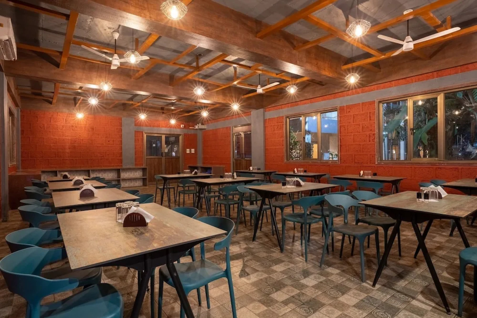 VITS Select Casuarina Diveagar