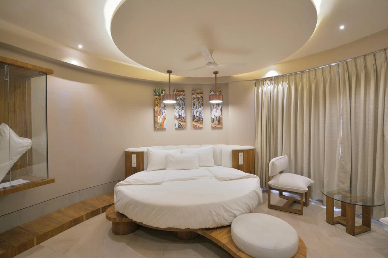 Urbane The Hotel