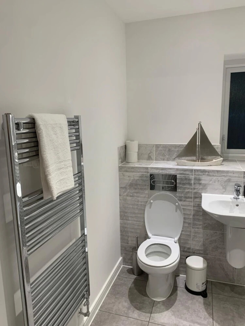 Pristine 3-bed House in Grays