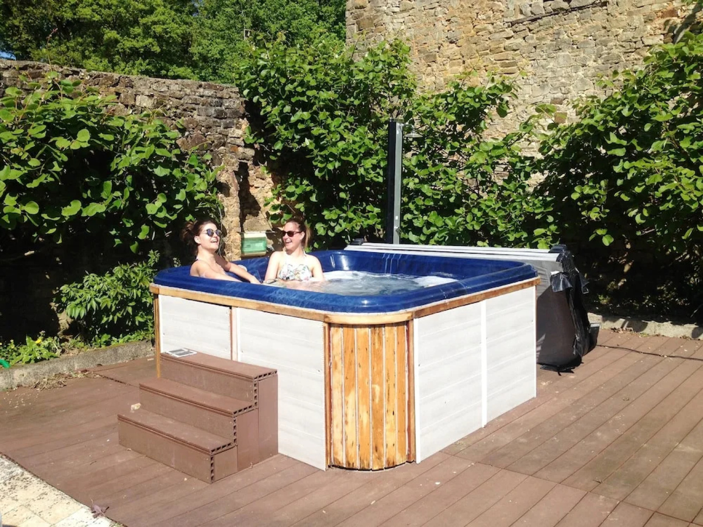 Mansion With 5 Bedrooms in Poligné, With Private Pool, Furnished Garde