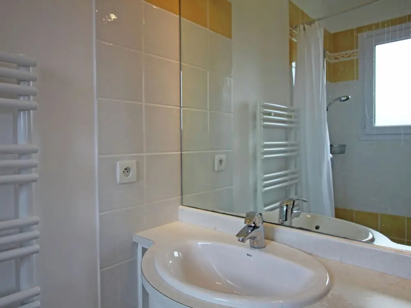 Luxurious Holiday Home in Les Issambres with Swimming Pool