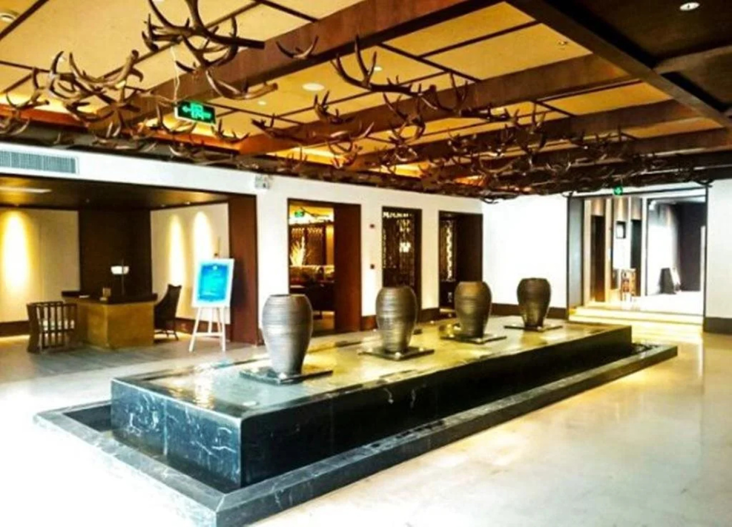 Baoting Tianyi Boutique Hotel