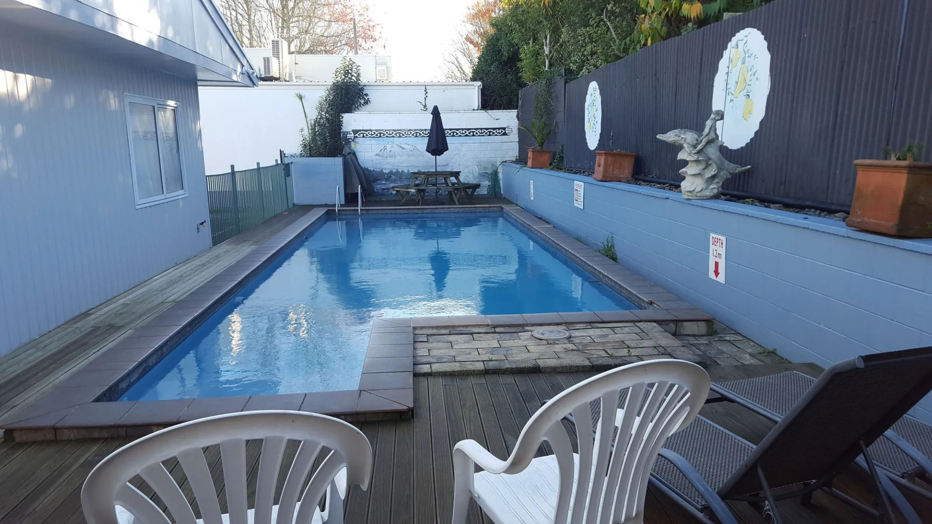 Kowhai & Colonial Motel