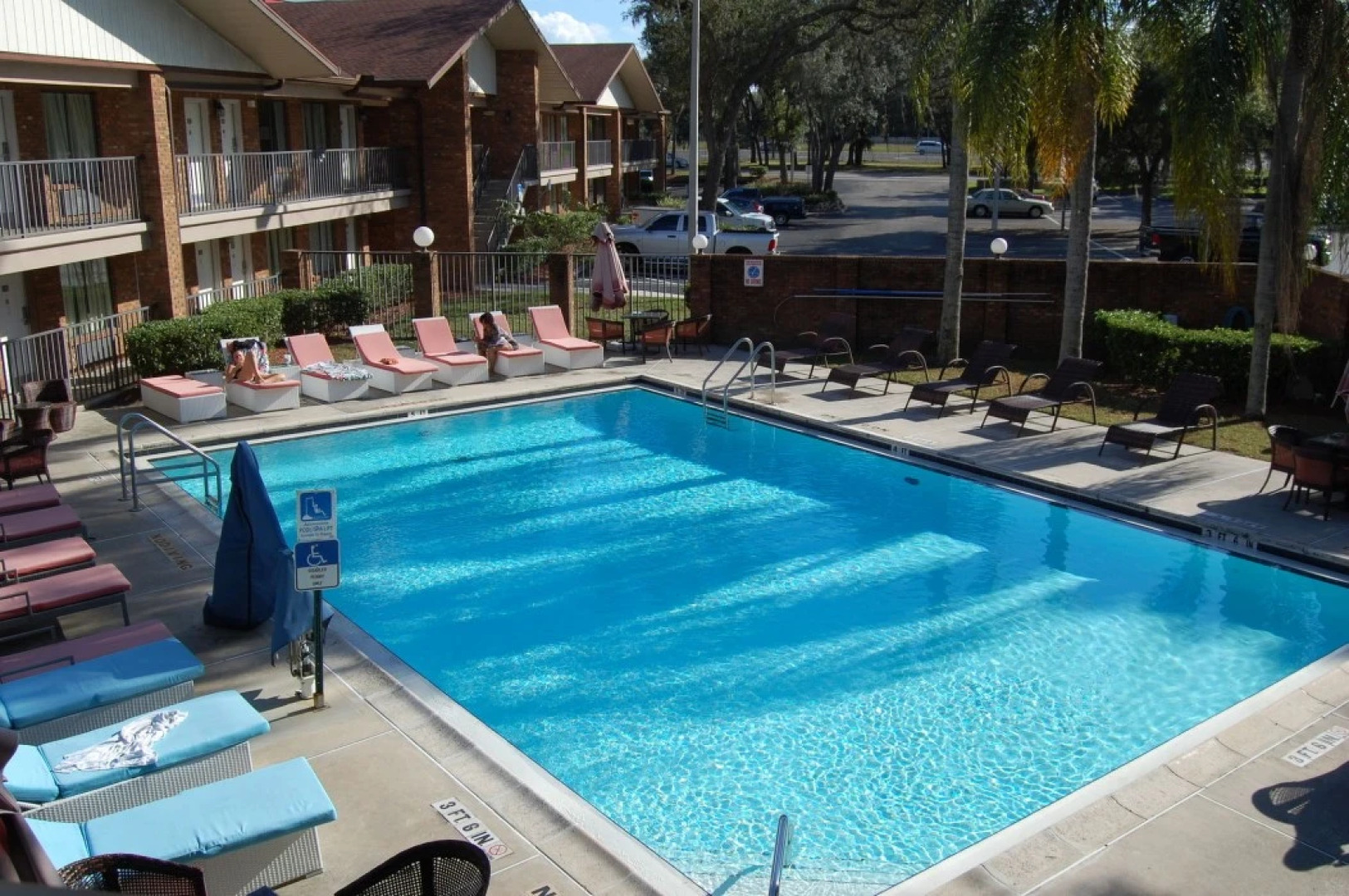 Ramada By Wyndham Temple Terrace/Tampa North