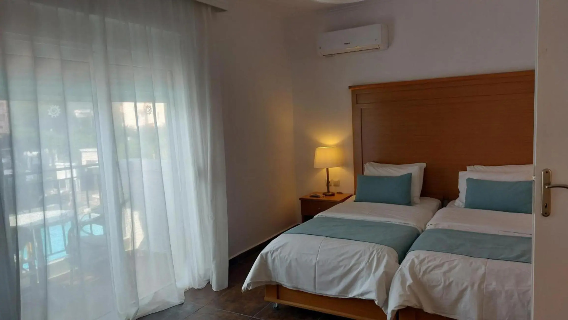 Peridis Family Resort