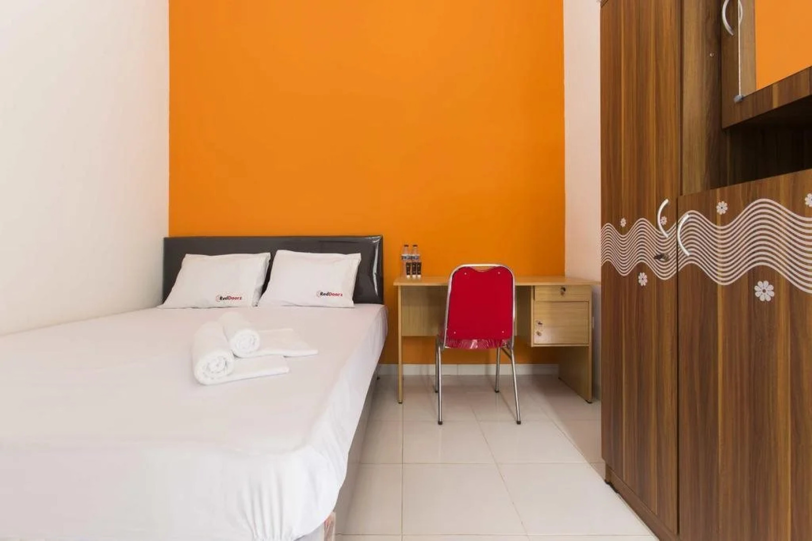 RedDoorz @ Pekayon Bekasi