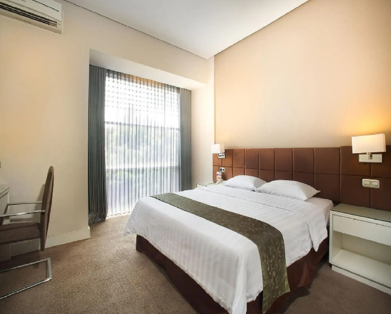 Grand Kecubung Hotel