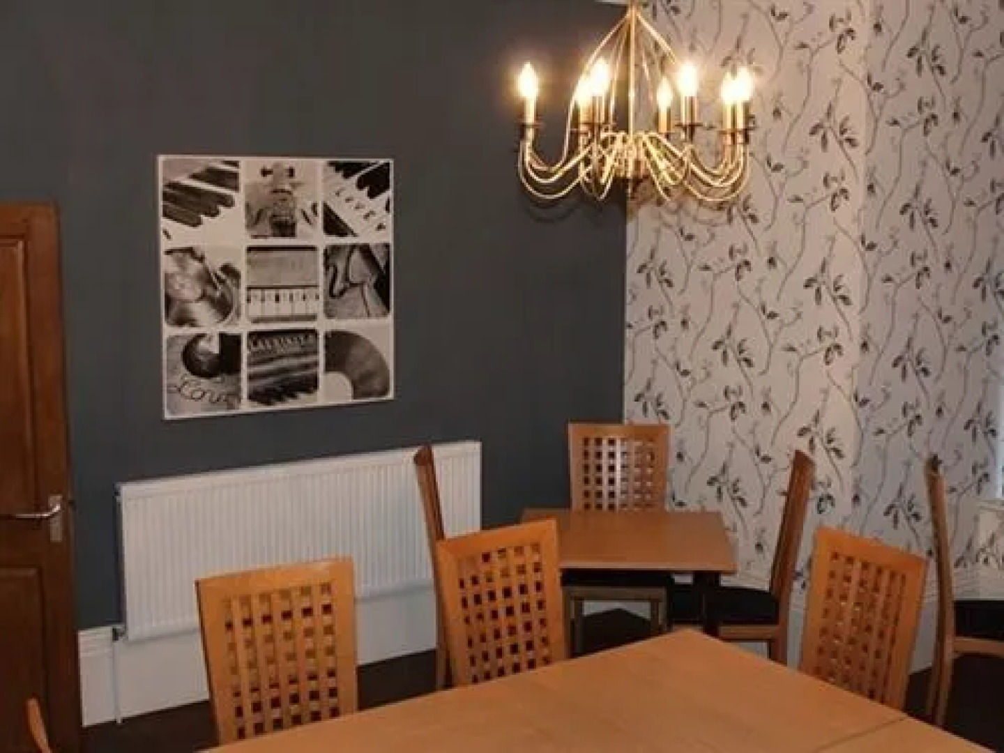 Melbourne House Hotel