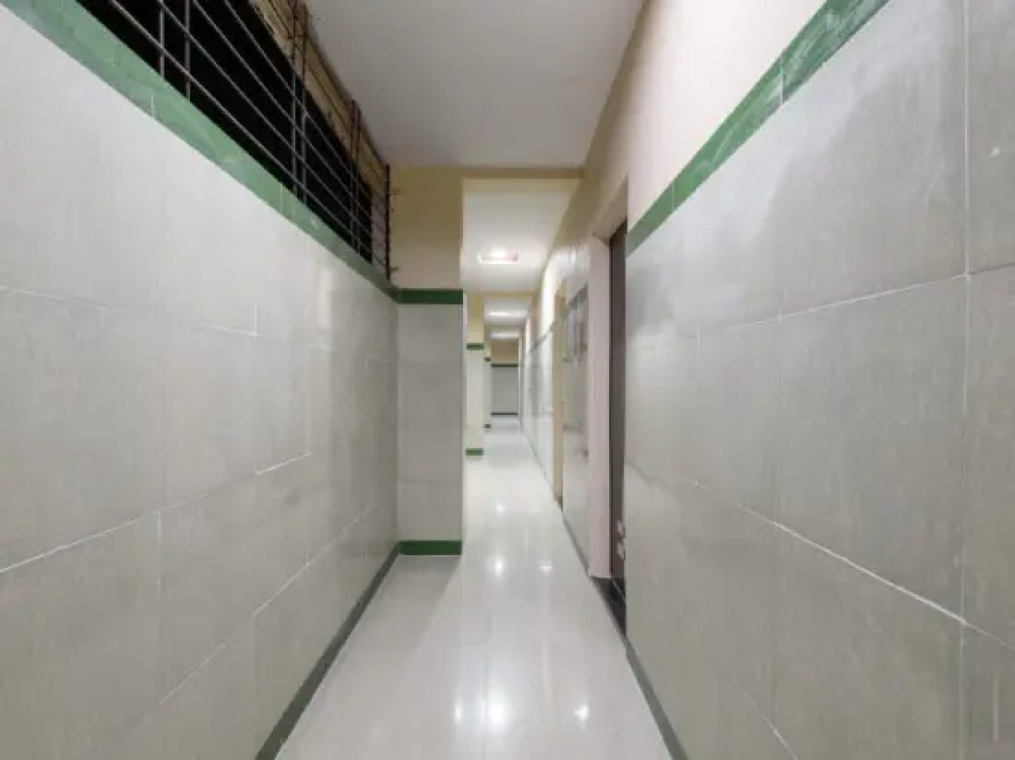 OYO 33508 Hotel New Amit