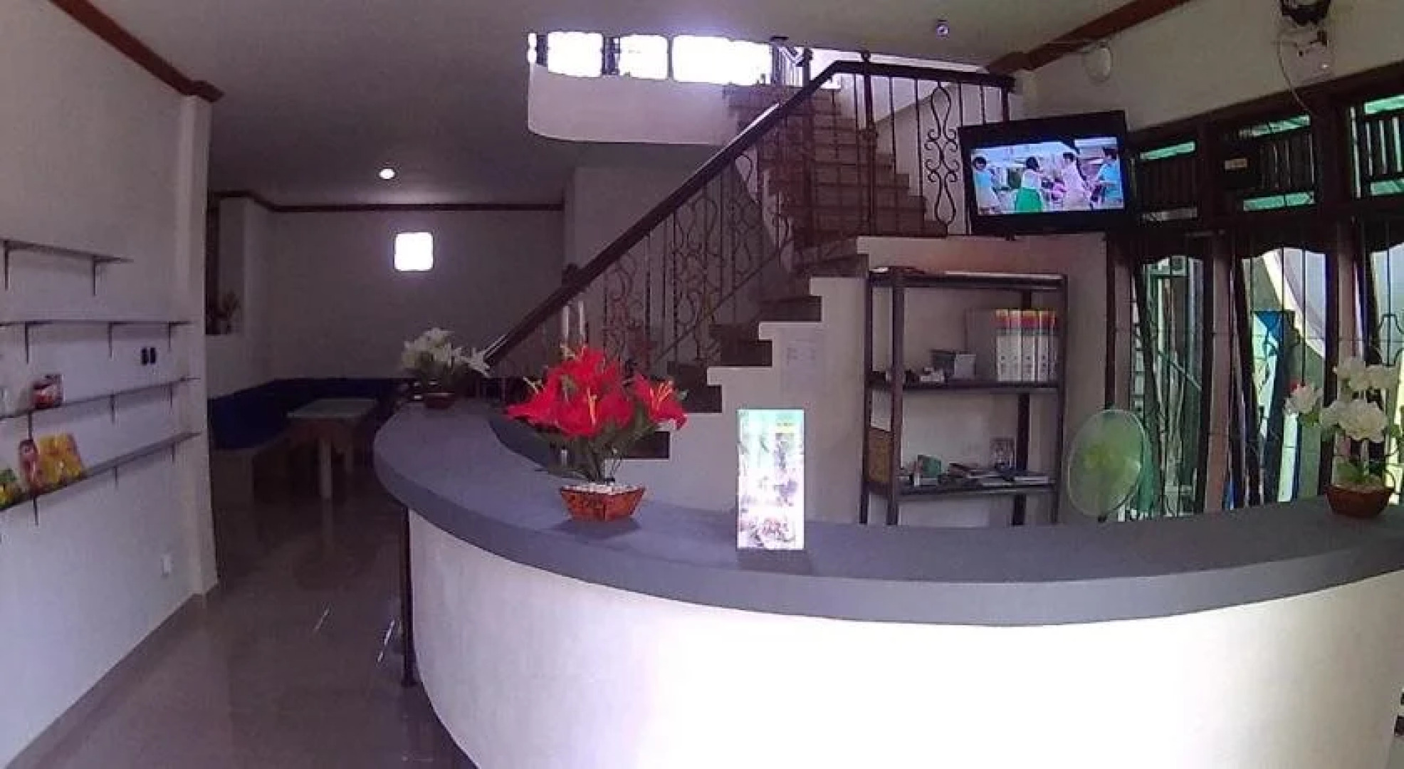 24/7 Bed & Breakfast