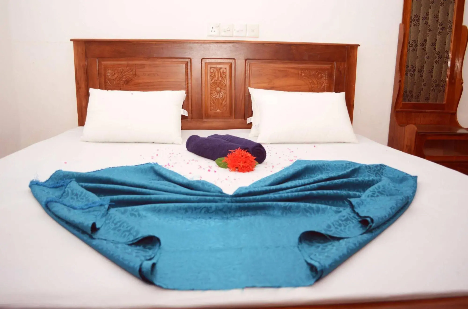 Sun Ray Village Dalwella
