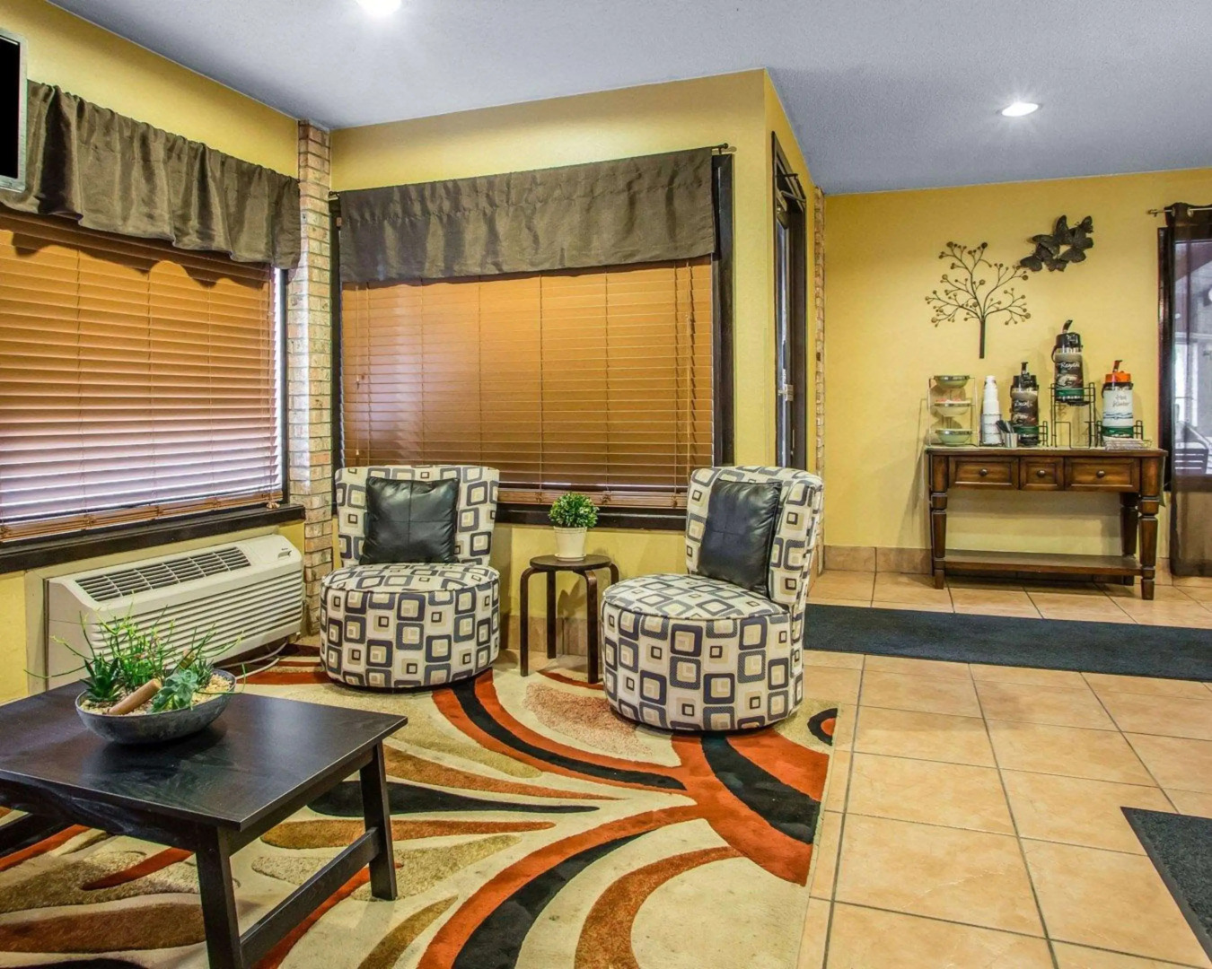 AmericInn by Wyndham Mosinee Central Wisconsin Airport