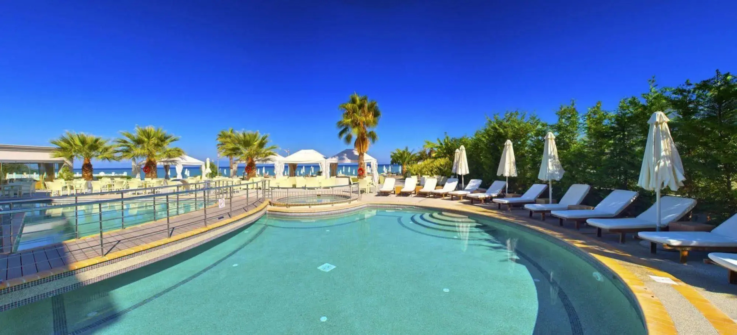 Elinotel Apolamare Hotel