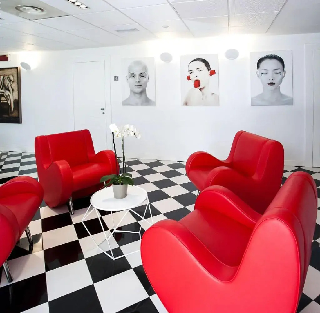 Отель Studio Inn Centrale & Milano Urban Padel