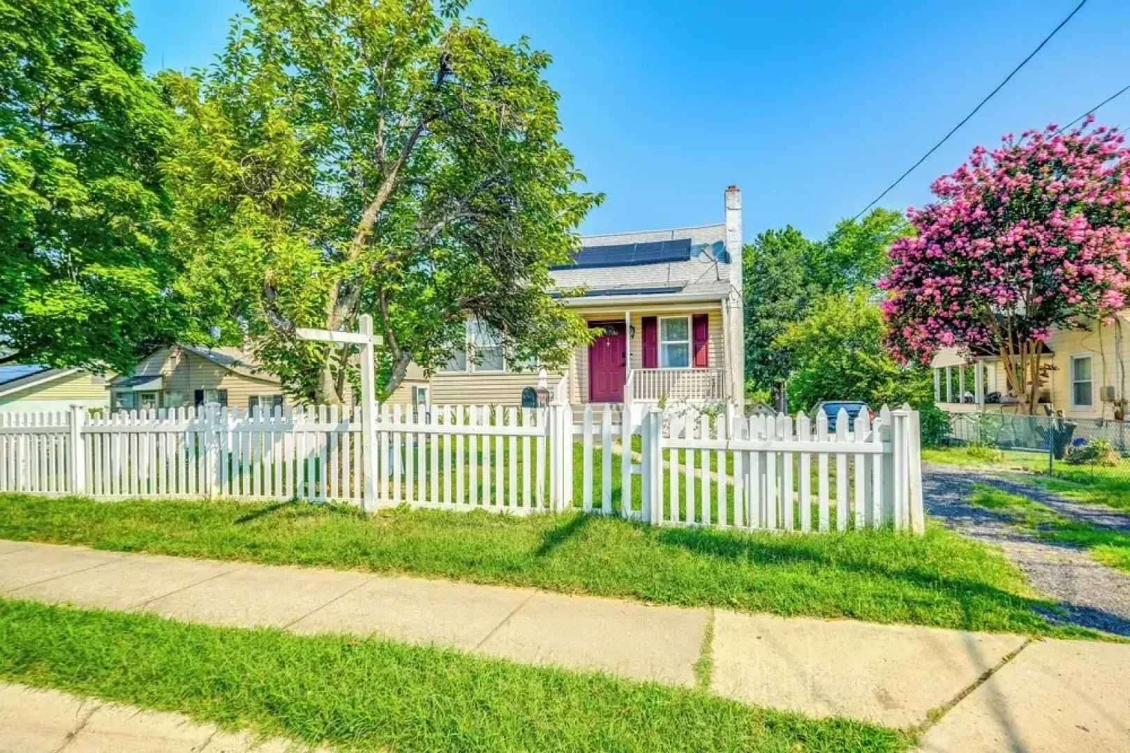 Rockville Home w/ Spacious Yard: 17 Mi to DC!