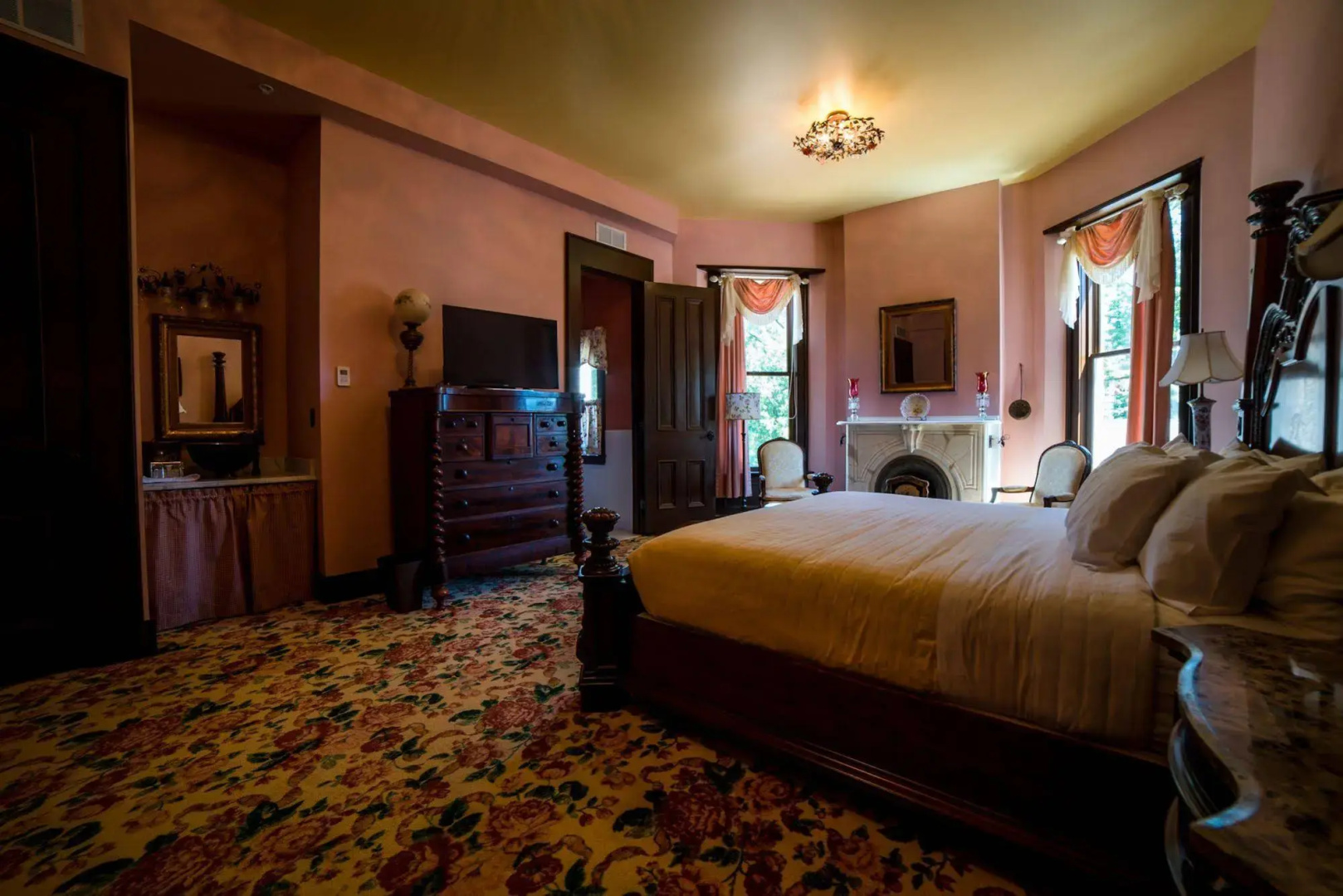 Steele Mansion
