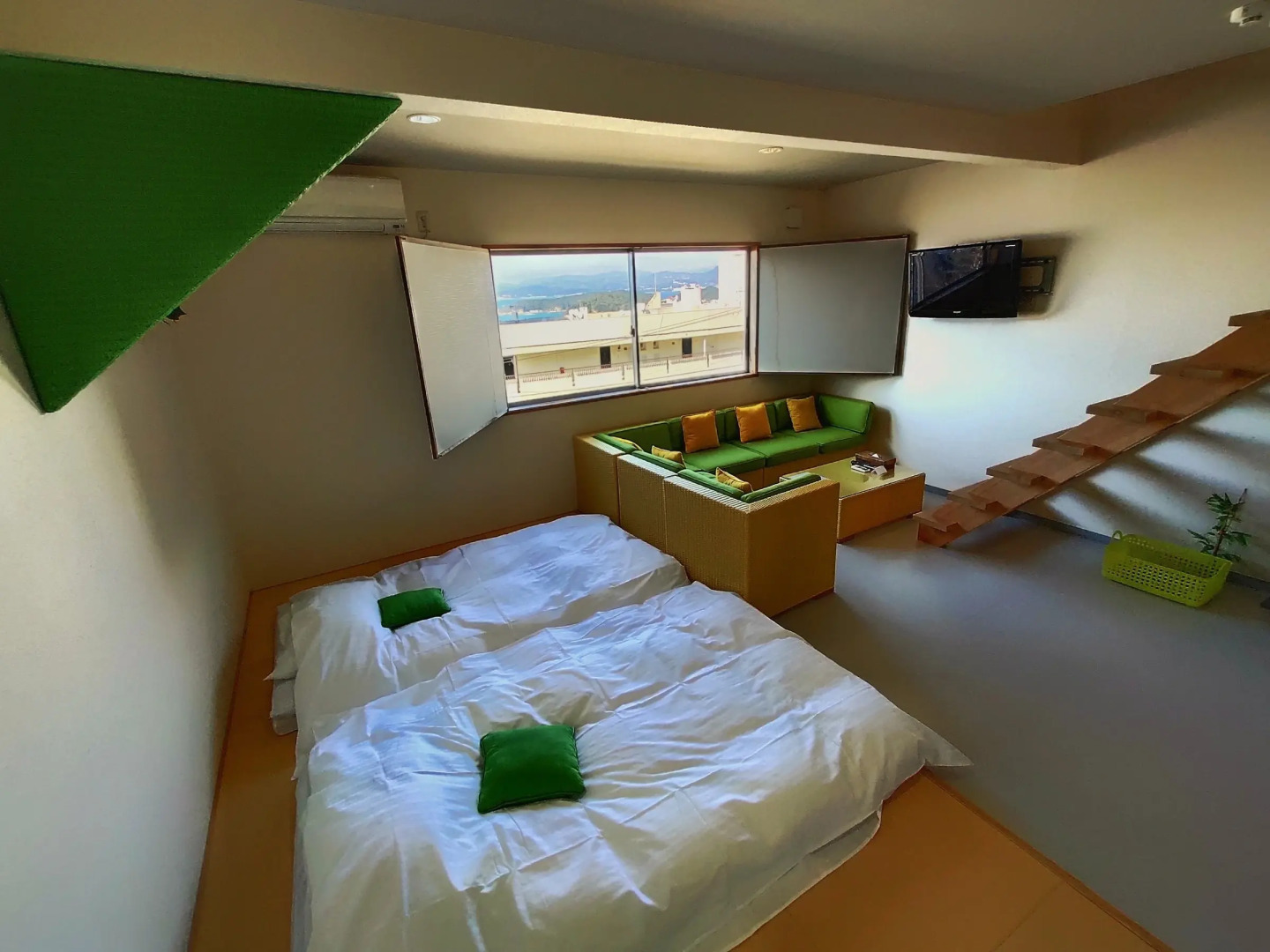 The Hotel Shirahama Onsen