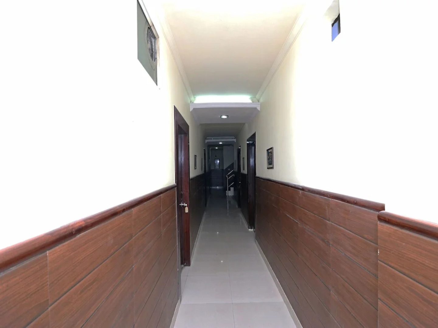 OYO 3735 Hotel Chilana Tower