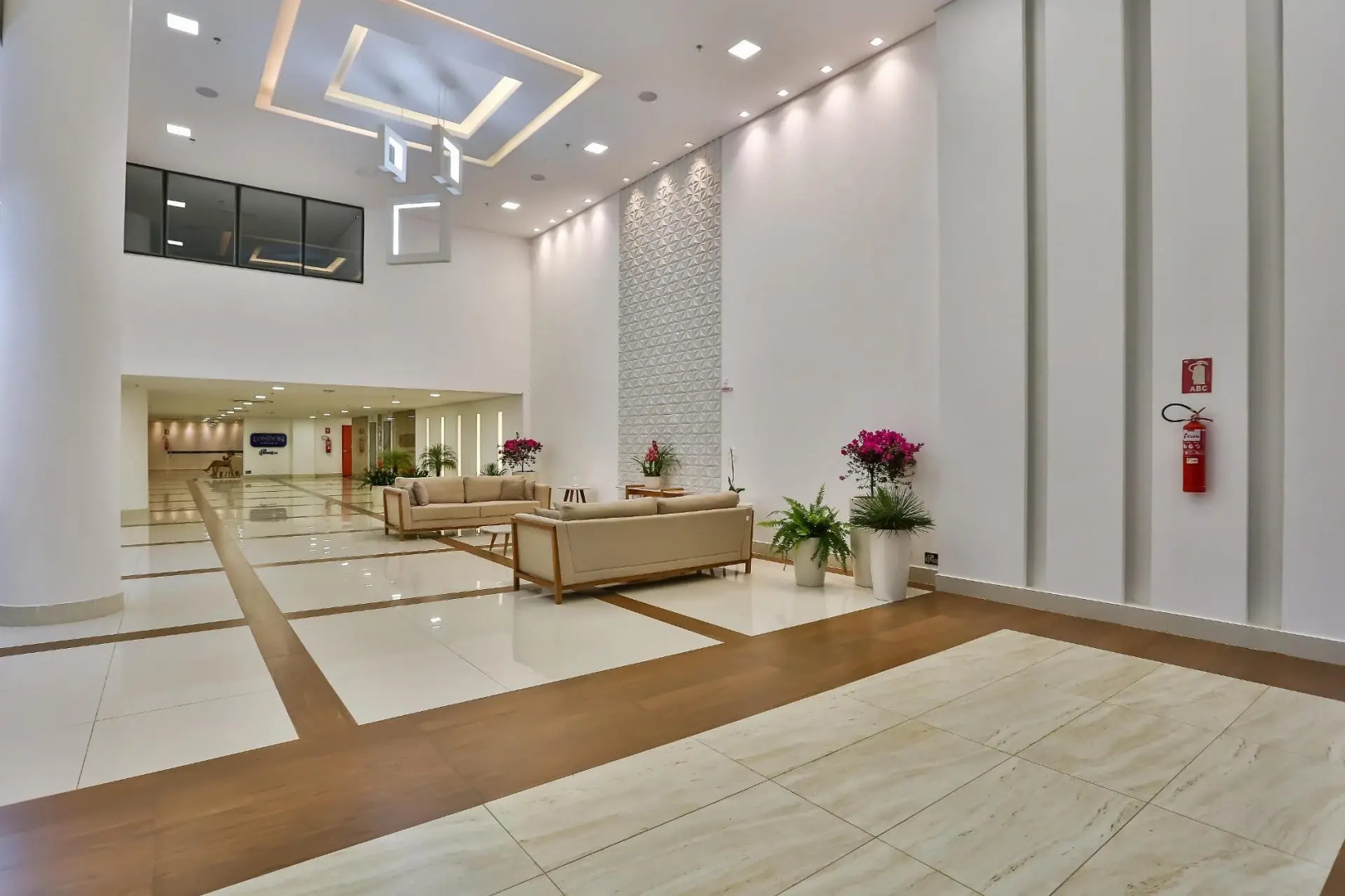 Nobile Inn London Anápolis