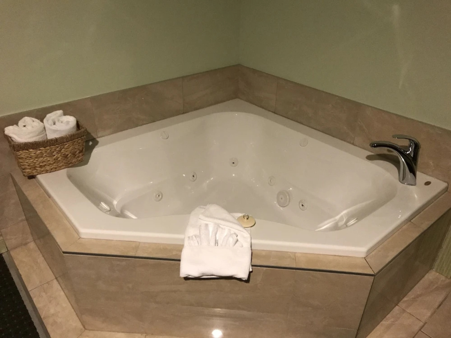 Days Inn & Suites Whitecourt