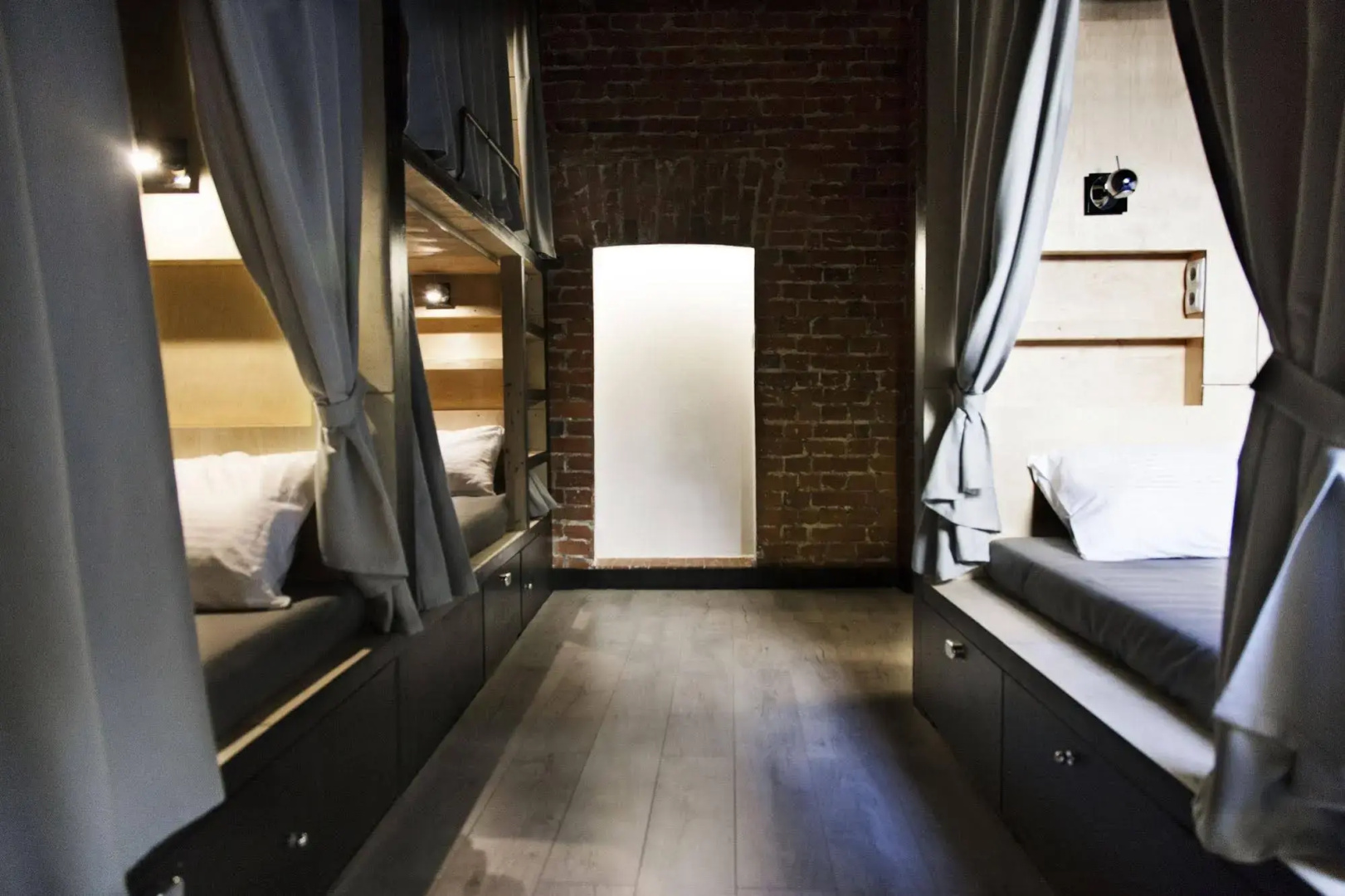 Sputnik Hostel & Personal Space