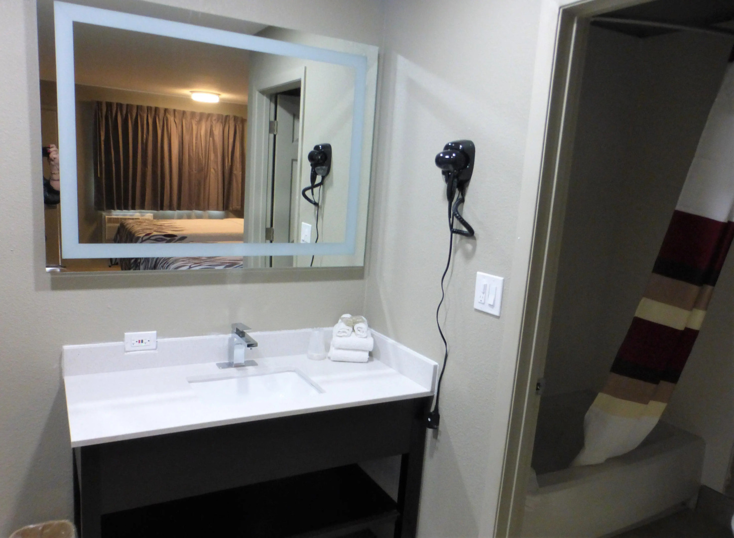 Red Roof Inn Redding