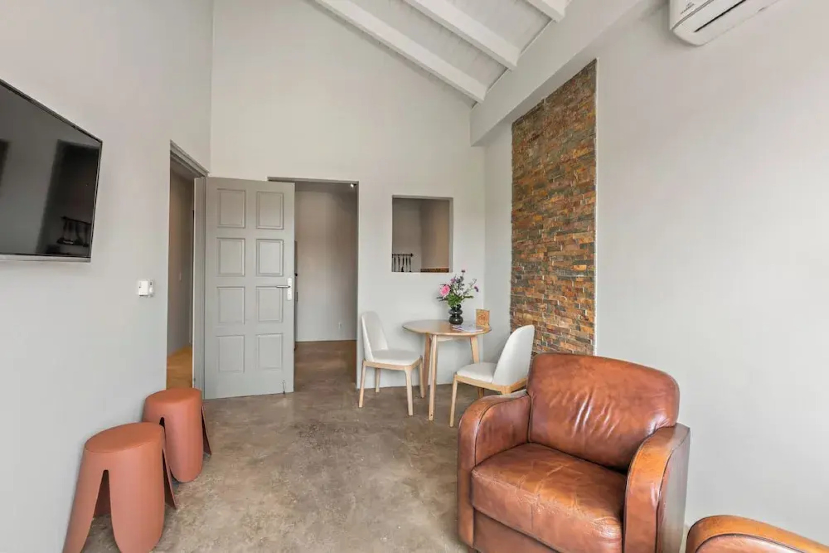 PM78 Boutique Apartments