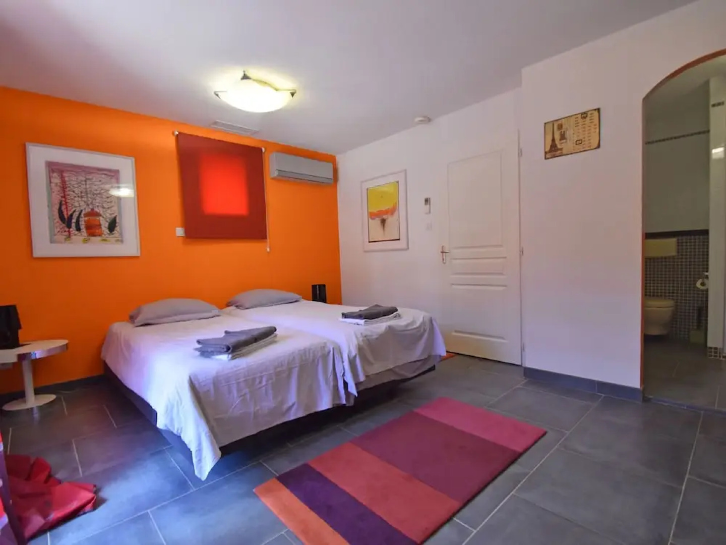 Modern Villa in Montbrun-des-Corbieres with Private Pool