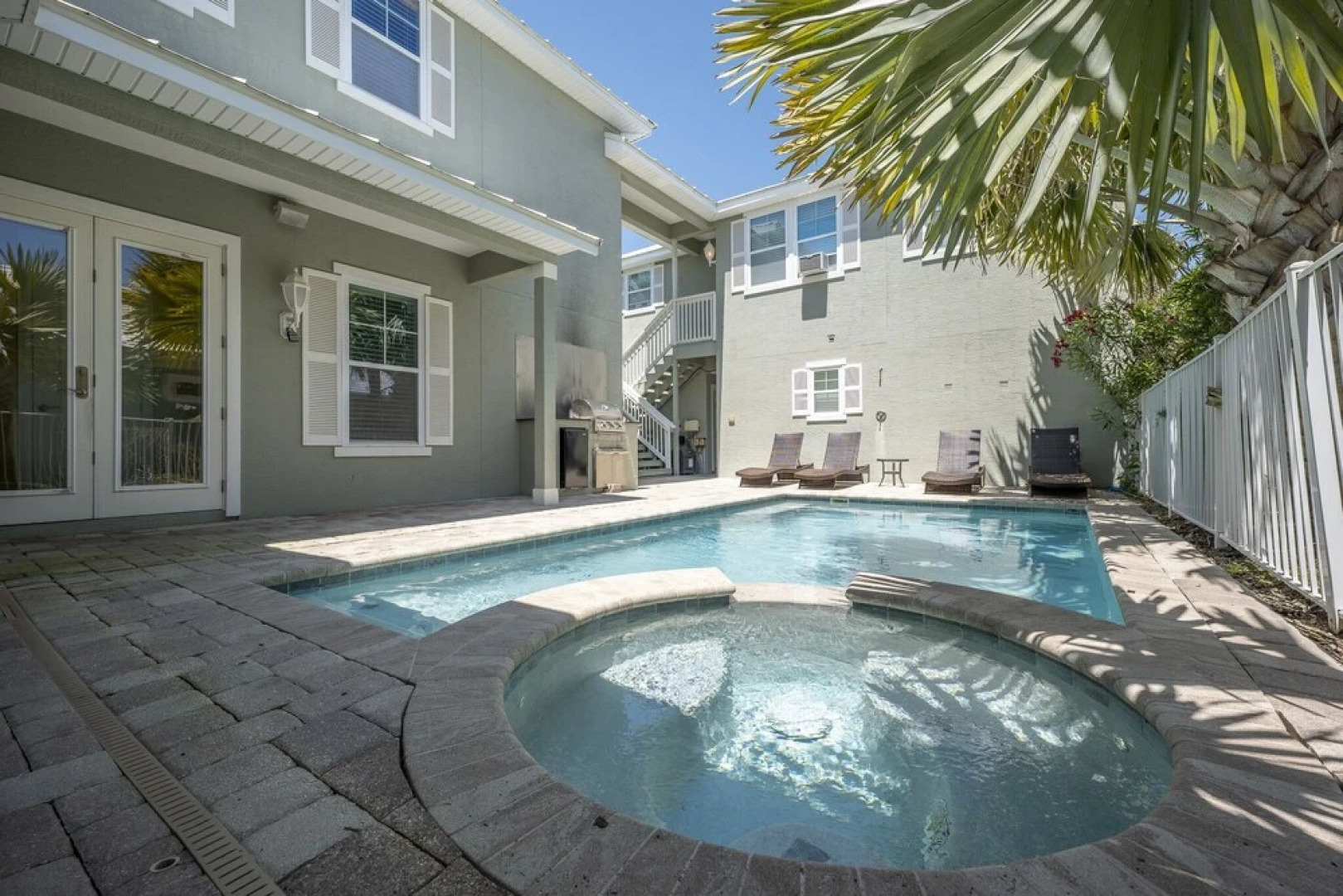 9867camelotcbhnh - Camelot