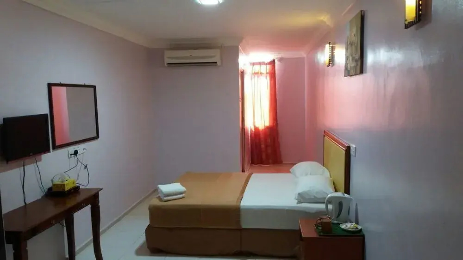 Saujana Hotel And Restaurant