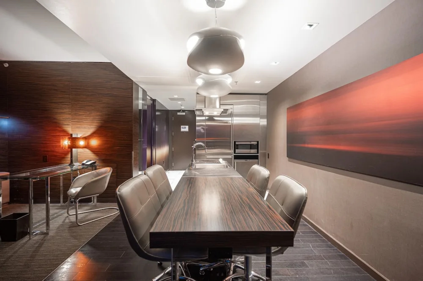 StripViewSuites at Palms Place Penthouses