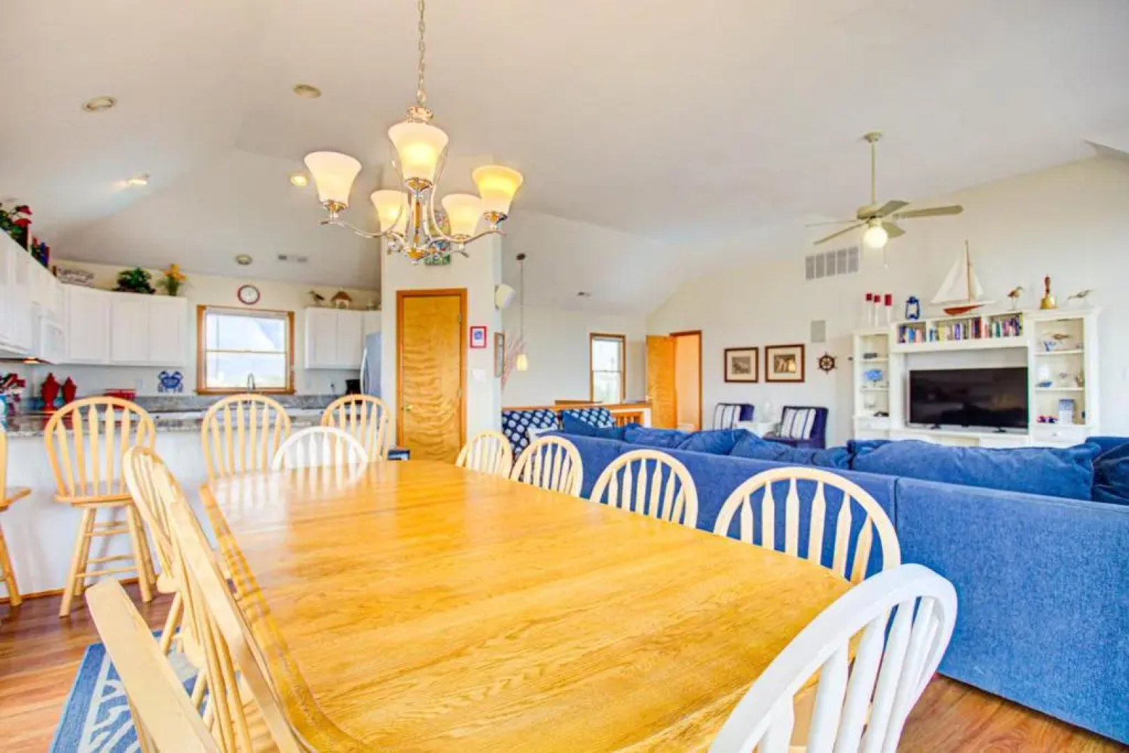 1240 Whale Song I Ocean View
