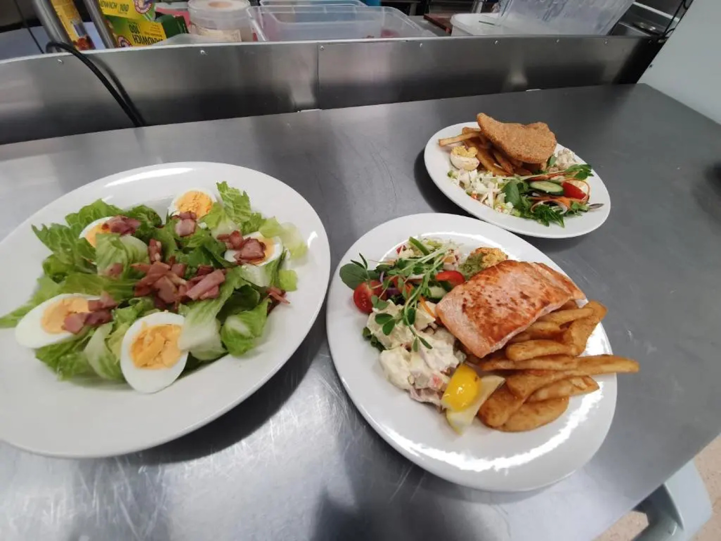 Ten Dollar Town Motel