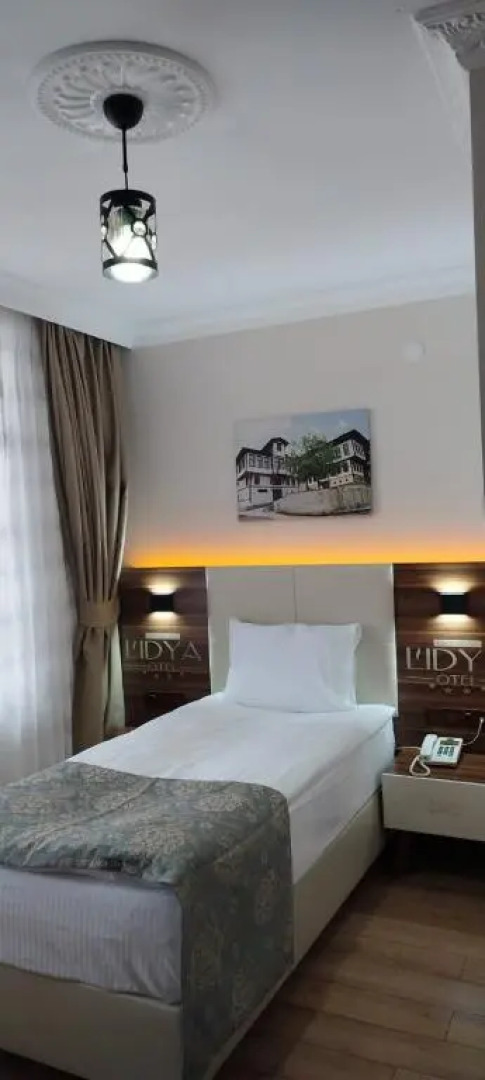 Lidya Otel
