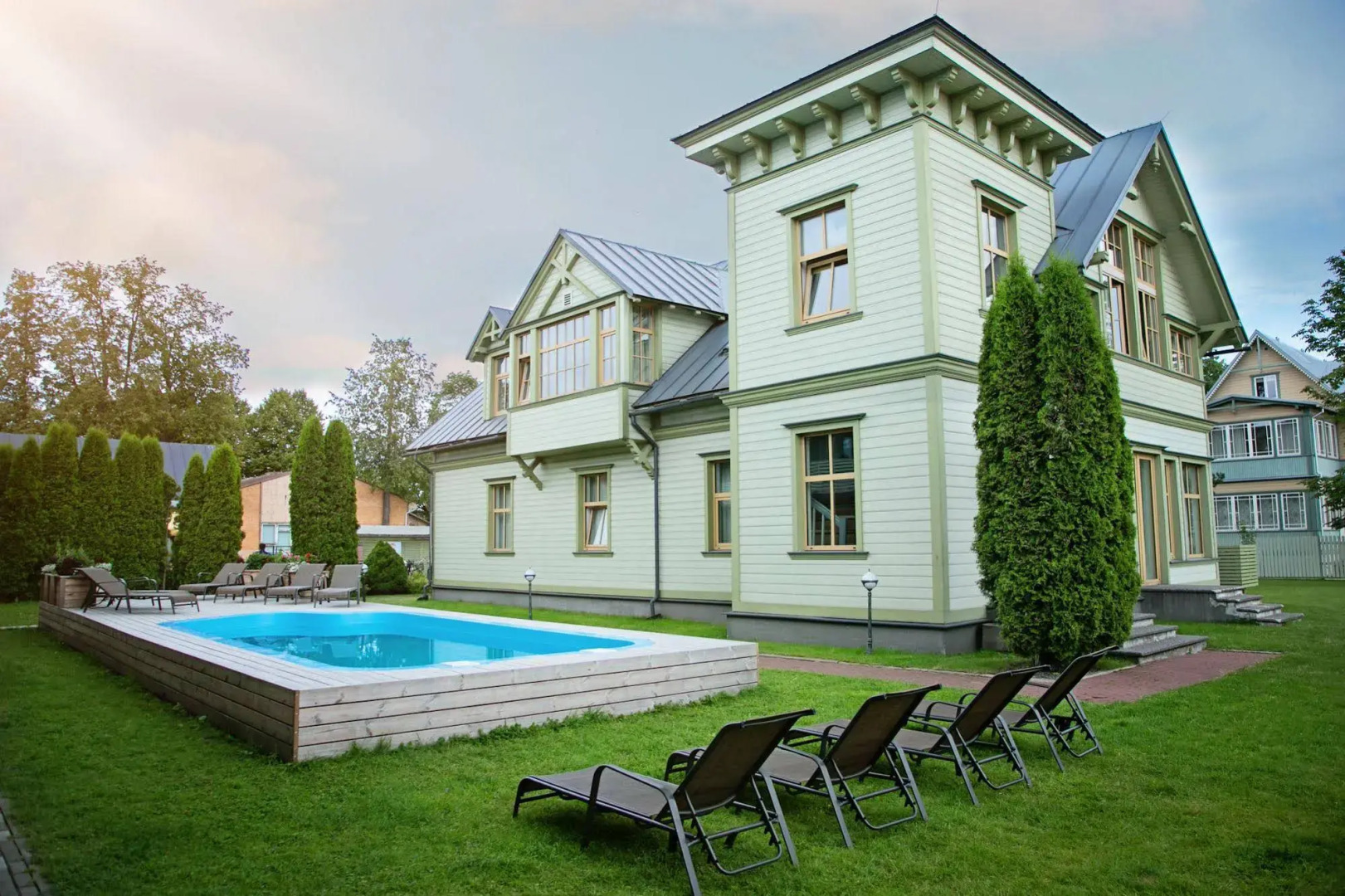 Kurgo Villa Hotel & Restaurant