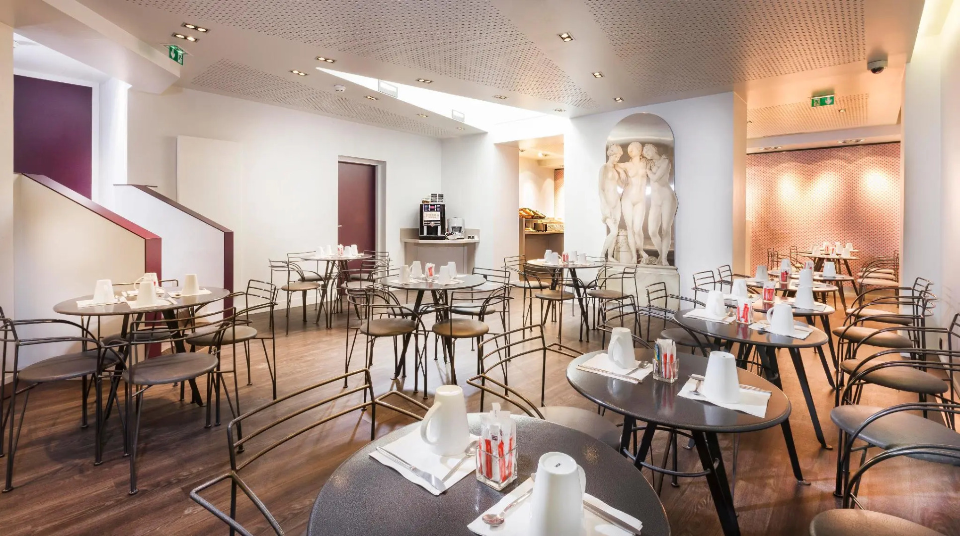 Libertel Canal Saint Martin