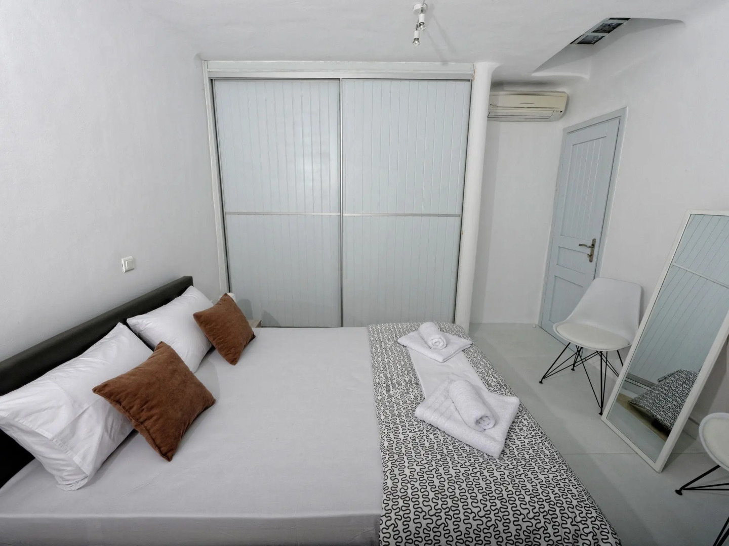 Villa in Mykonos With Sea View and Pool