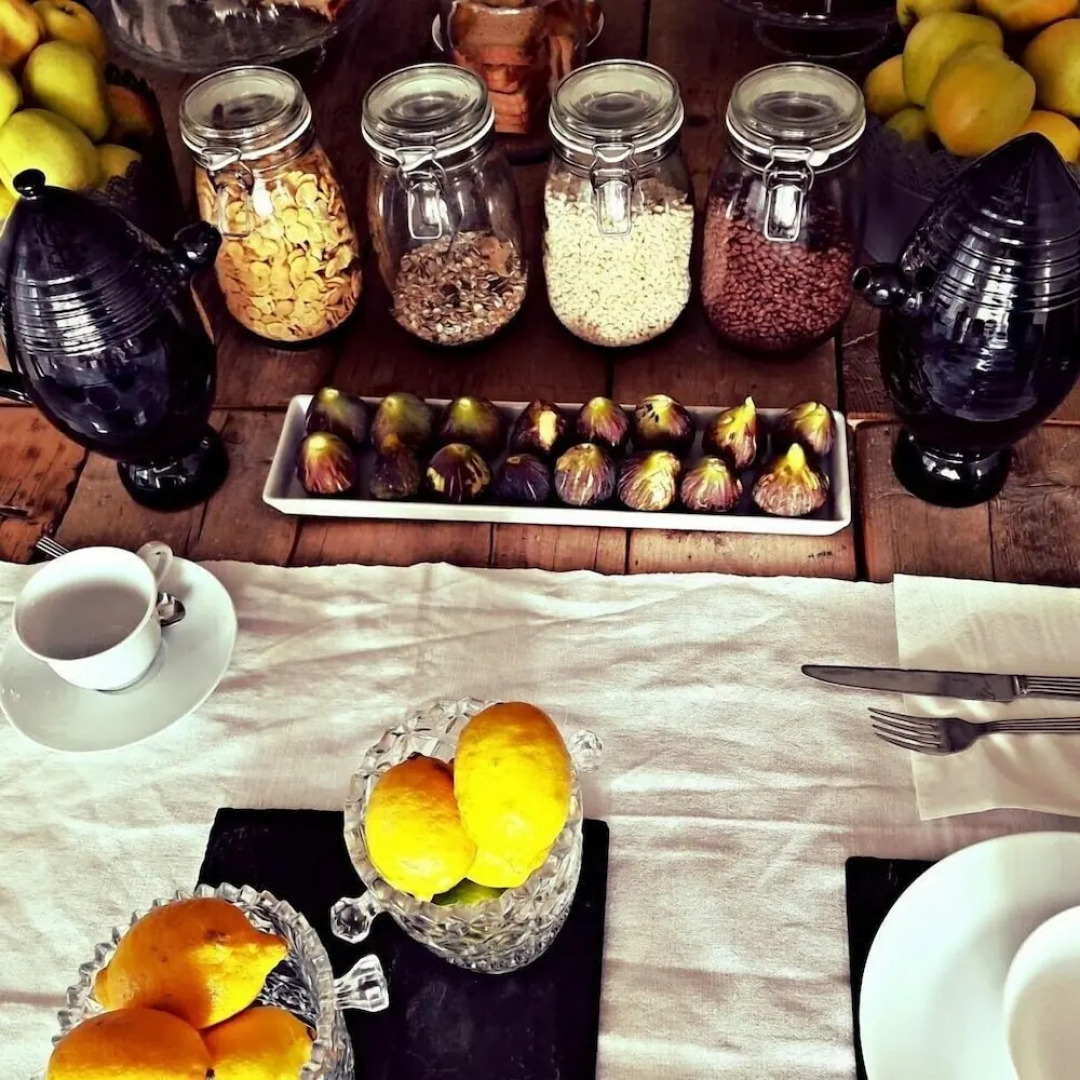 CasaVostra - Ambience Suites