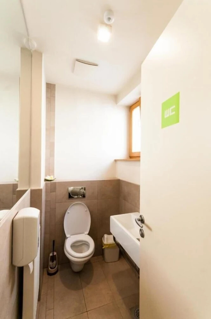 Cube Central Rooms for 2 - Hostel