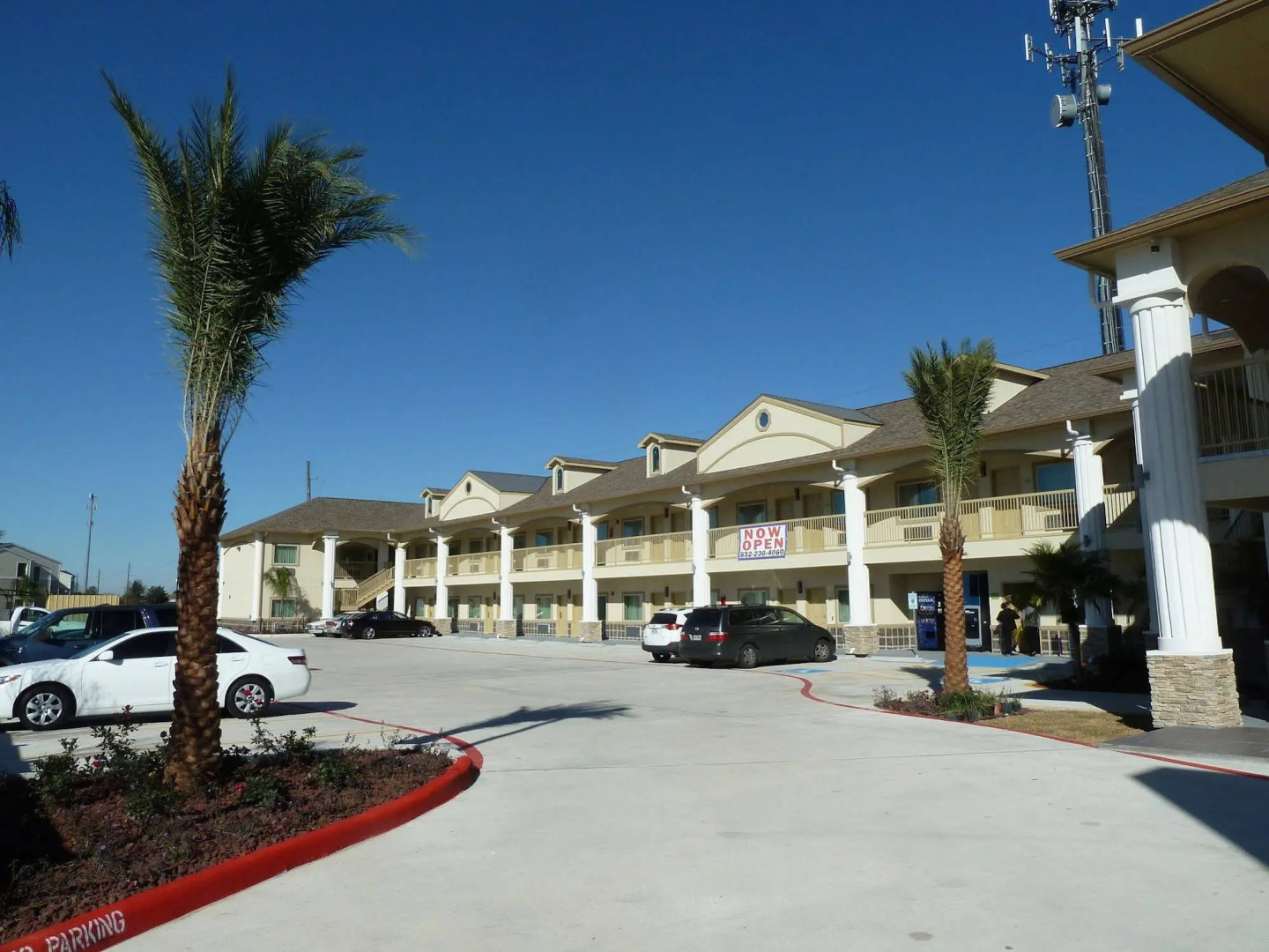 Americas Best Value Inn & Suites Houston at Hwy 6 & Westpark