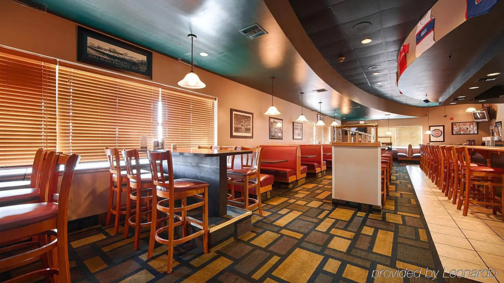 Rock Island Inn & Suites Marshalltown