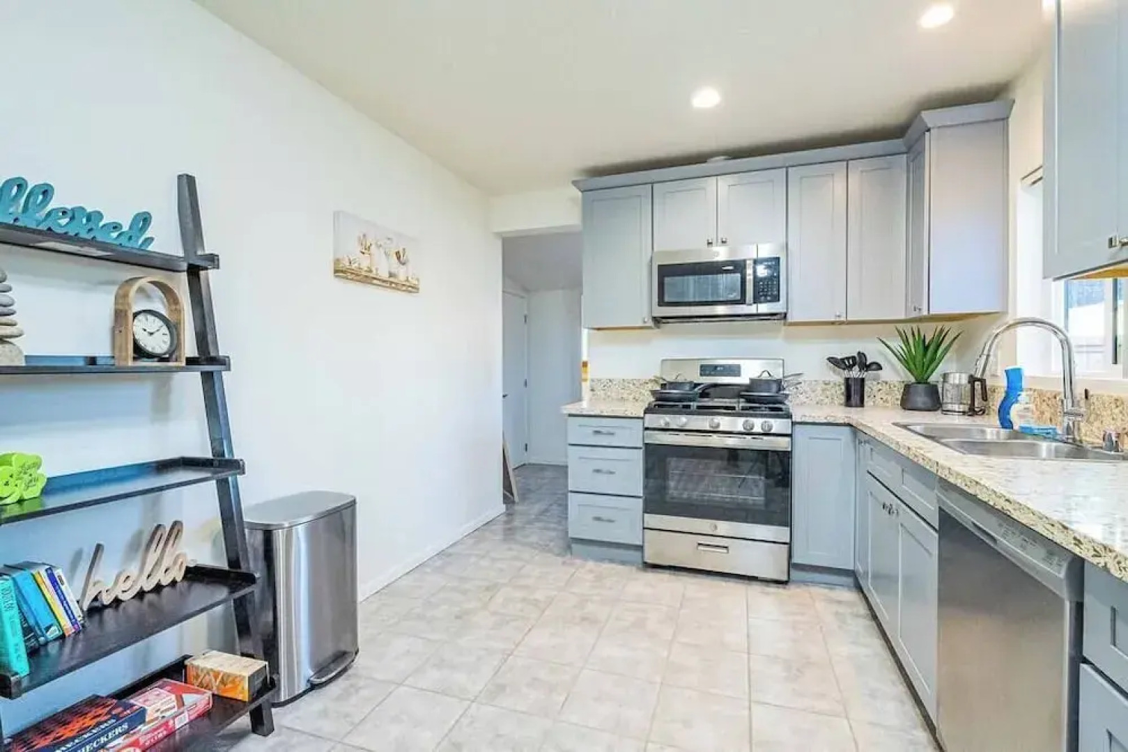 Elegant Country Retreat With Serene Patio Haven