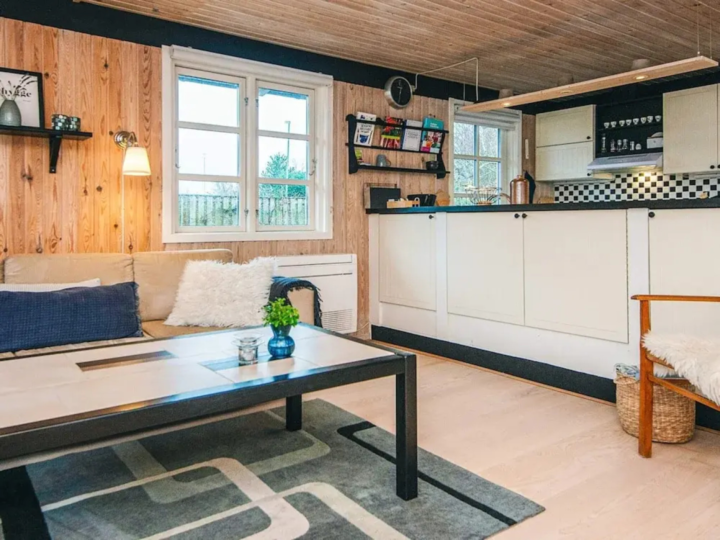 Cozy Cottage by the Sea-by Traum