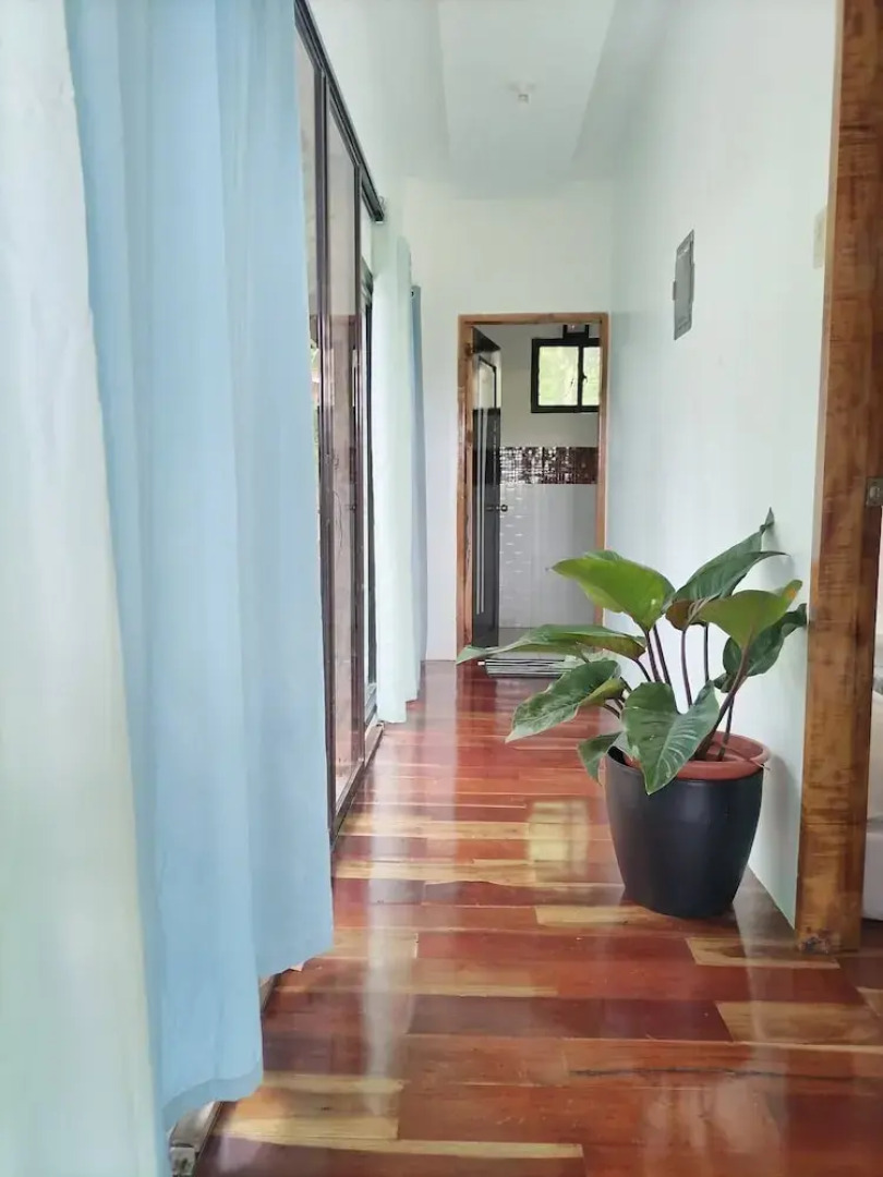 Siquijor Overlooking House 100 Meters Before Cambugahay Falls