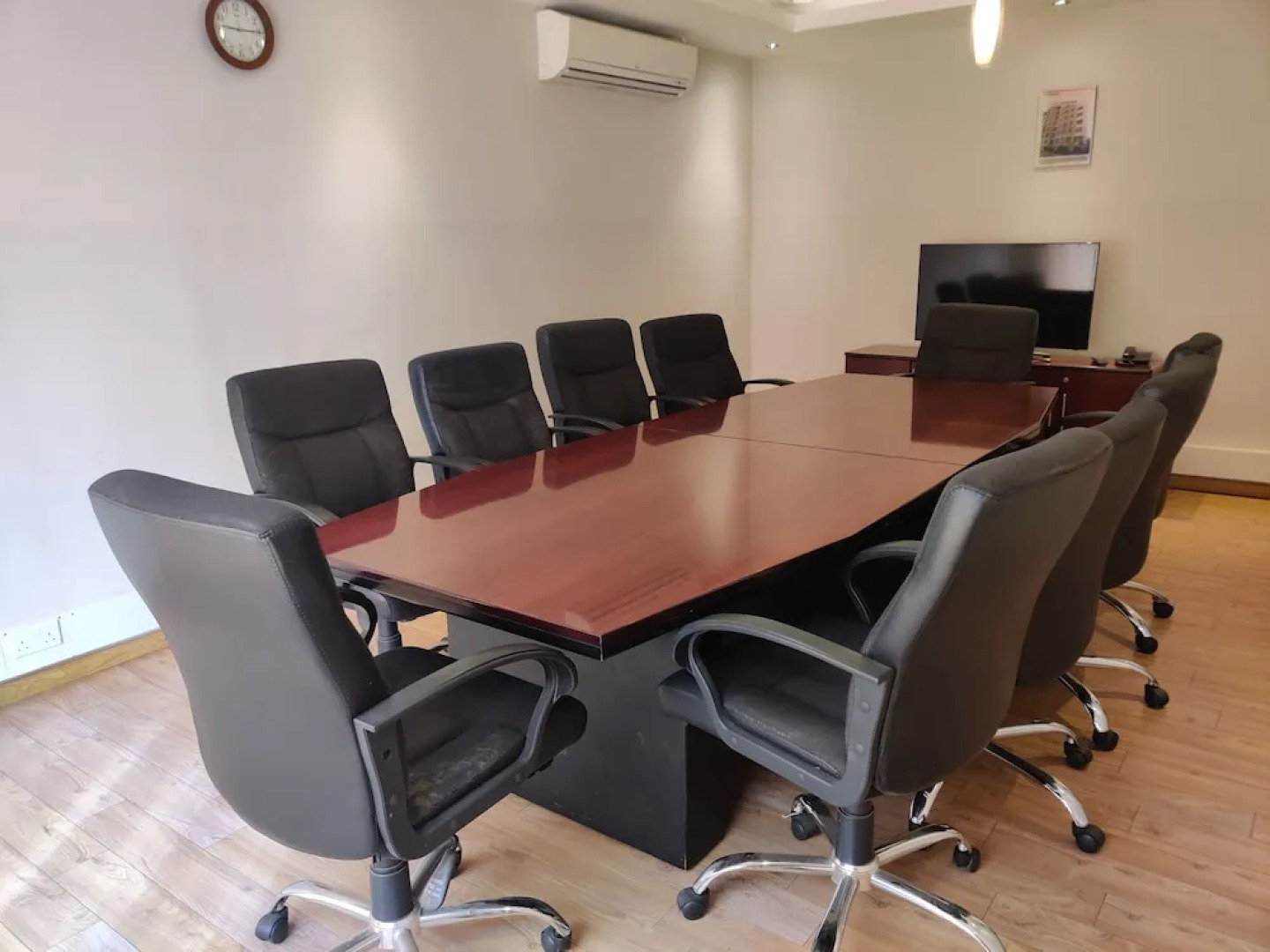 Fenesi Gardens Apartments