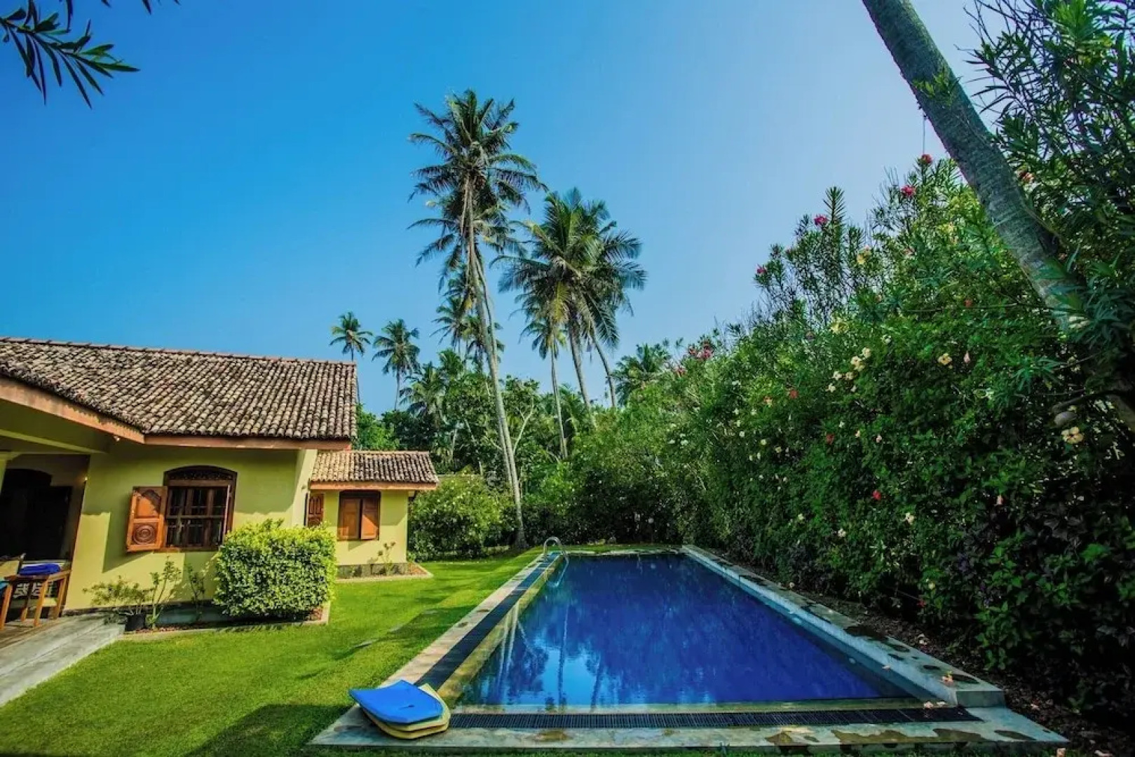 The Chalet - Whole Villa 2 Bedroom (Sleeps 4)