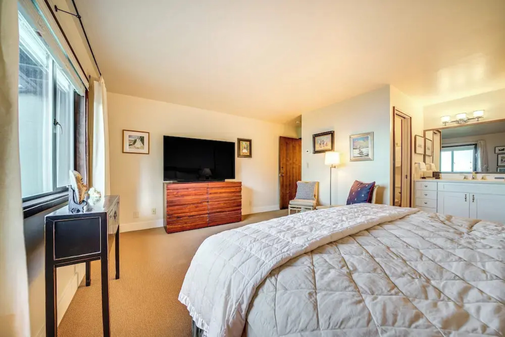 Water Views & Marina Access: Port Ludlow Getaway