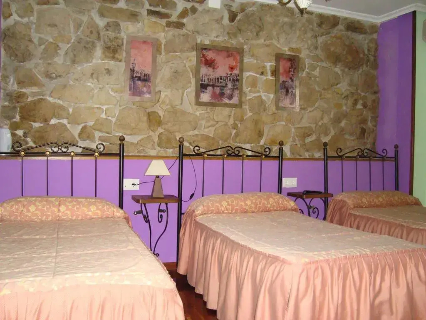 Hosteria Peña Sagra
