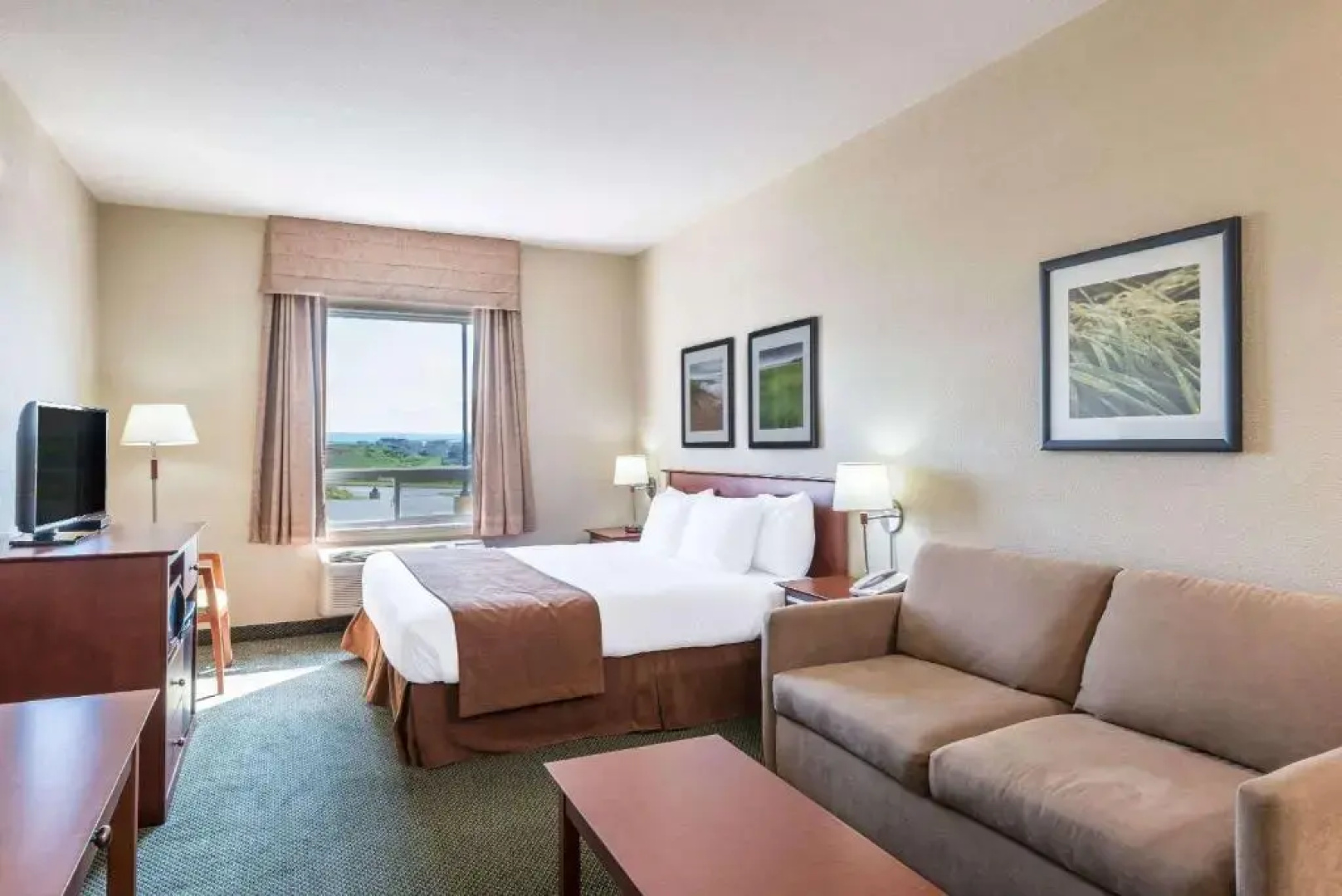 Super 8 Windsor NS